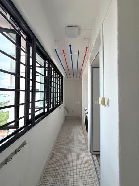 Laguna Park, 5000B Marine Parade Road, 4 Bedrooms, 1,615 sqft, Apartment For Rent, by Lois Goh, 500233829 - Corridor - PropertyGuru.com.sg