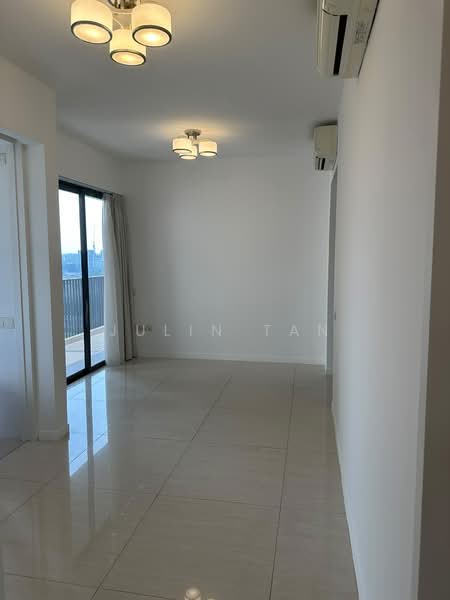 Sky Vue, 3 Bishan Street 15, 2 Bedrooms, 807 sqft, Condominium For Rent, by Julin Tan, 500233833 - Interior - PropertyGuru.com.sg