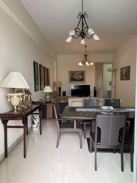 Fifth Avenue Condominium, 2 Fifth Avenue, 3 Bedrooms, 1,615 sqft, Condominium For Sale, by Laurens Joanna, 500233836 - Dining Room - PropertyGuru.com.sg