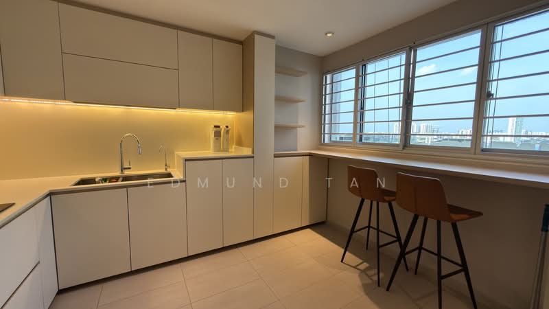184 Bishan Street 13, 184 Bishan Street 13, 3 Bedrooms, 915 sqft, HDB Flat For Sale, by Edmund Tan, 500233851 - Kitchen - PropertyGuru.com.sg