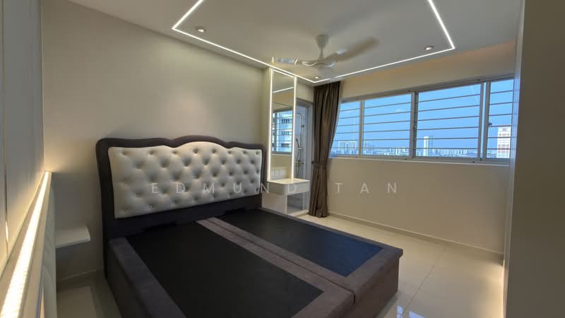 184 Bishan Street 13, 184 Bishan Street 13, 3 Bedrooms, 915 sqft, HDB Flat For Sale, by Edmund Tan, 500233851 - Master Bedroom - PropertyGuru.com.sg