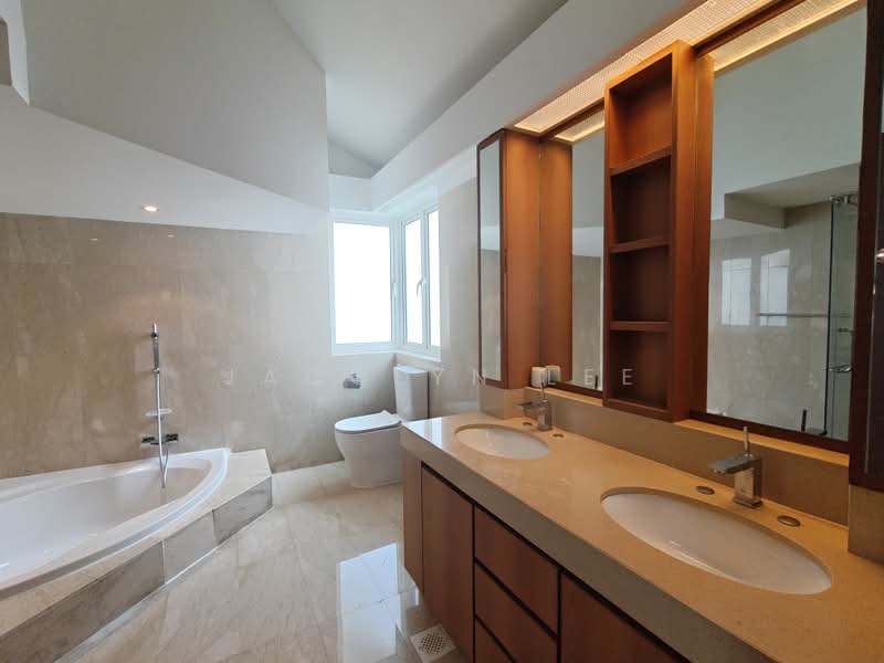 Branksome Road Detached House, 81 Branksome Road, 4 Bedrooms, 5,100 sqft, Detached House For Rent, by Jacqlyn Lee, 500233864 - Bathroom - PropertyGuru.com.sg
