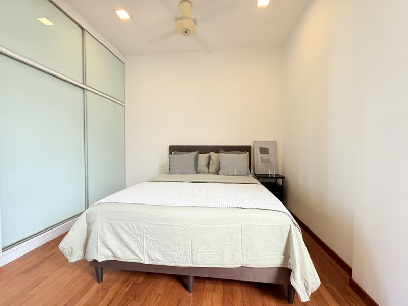 70a Grove drive, , Room Rental, 180 sqft, Terraced House For Rent, by Kyne Chan, 500233884 - Bedroom - PropertyGuru.com.sg