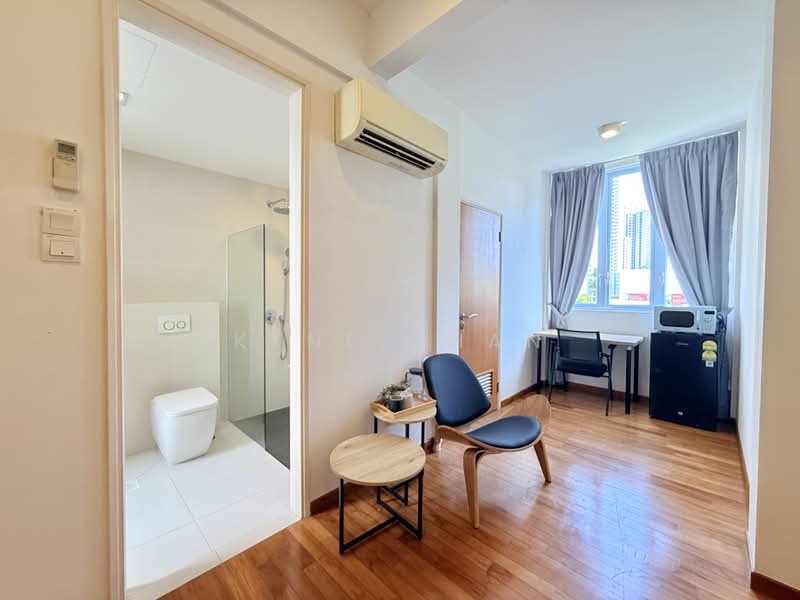 70a Grove drive, , Room Rental, 180 sqft, Terraced House For Rent, by Kyne Chan, 500233884 - Bathroom - PropertyGuru.com.sg