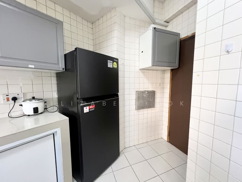 Bayshore Park, 50 Bayshore Road, Room Rental, 150 sqft, Condominium For Rent, by Elizabeth Mok, 500233885 - Kitchen - PropertyGuru.com.sg