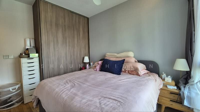 Parc Olympia, 52 Flora Drive, 2 Bedrooms, 797 sqft, Condominium For Sale, by Shaun Dhillon, 500233887 - Master Bedroom - PropertyGuru.com.sg