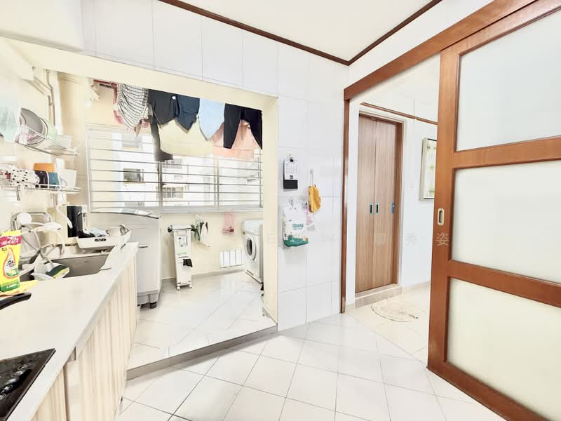 705 Woodlands Drive 40, 705 Woodlands Drive 40, 3 Bedrooms, 1,280 sqft, HDB Flat For Sale, by Vienn Leow 廖秀姿, 500233916 - Kitchen - PropertyGuru.com.sg