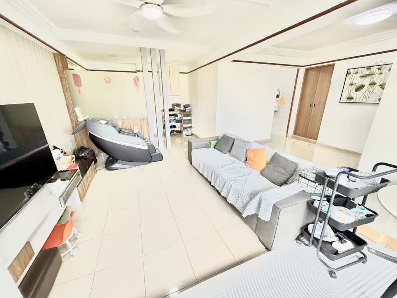 705 Woodlands Drive 40, 705 Woodlands Drive 40, 3 Bedrooms, 1,280 sqft, HDB Flat For Sale, by Vienn Leow 廖秀姿, 500233916 - Living Room - PropertyGuru.com.sg