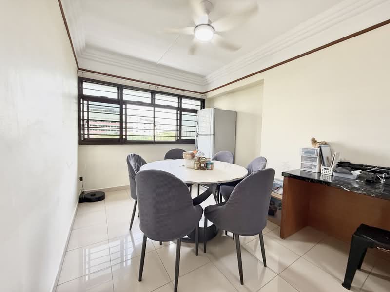 705 Woodlands Drive 40, 705 Woodlands Drive 40, 3 Bedrooms, 1,280 sqft, HDB Flat For Sale, by Vienn Leow 廖秀姿, 500233916 - Dining Room - PropertyGuru.com.sg