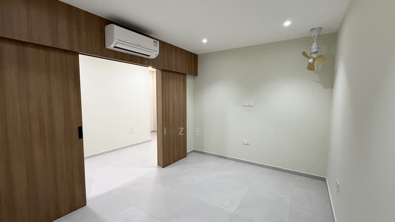 2 Joo Avenue, 2 Joo Avenue, 4 Bedrooms, 1,055 sqft, Walk-up Apartment For Rent, by Alize Ng, 500233920 - Living room - PropertyGuru.com.sg