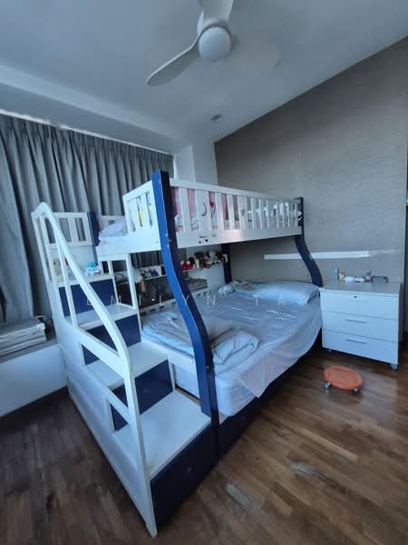 Suites Twenty Two, 25 Lorong G Telok Kurau, 3 Bedrooms, 1,905 sqft, Condominium For Sale, by Emilyn Tay, 500233928 - Bedroom - PropertyGuru.com.sg