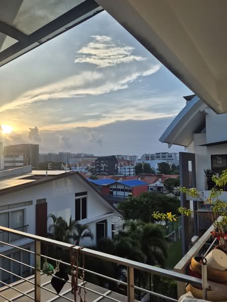 Suites Twenty Two, 25 Lorong G Telok Kurau, 3 Bedrooms, 1,905 sqft, Condominium For Sale, by Emilyn Tay, 500233928 - View - PropertyGuru.com.sg