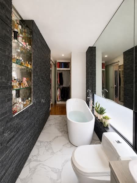Sembawang Villas, , 5 Bedrooms, 4,000 sqft, Semi-Detached House For Sale, by Vanessa Sim, 500233933 - Bathroom - PropertyGuru.com.sg