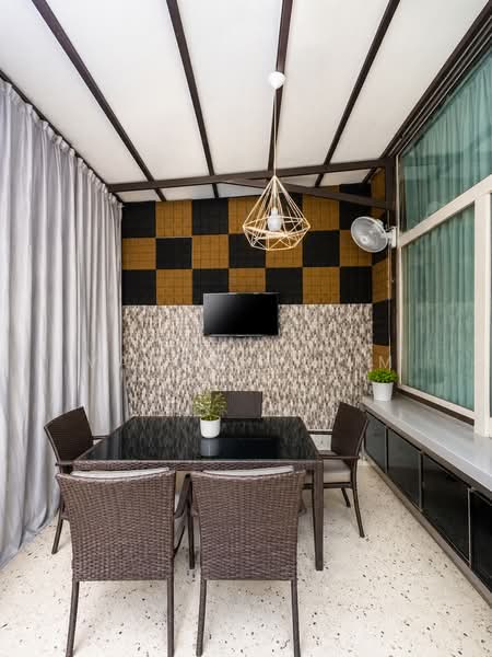 Sembawang Villas, , 5 Bedrooms, 4,000 sqft, Semi-Detached House For Sale, by Vanessa Sim, 500233933 - Balcony - PropertyGuru.com.sg