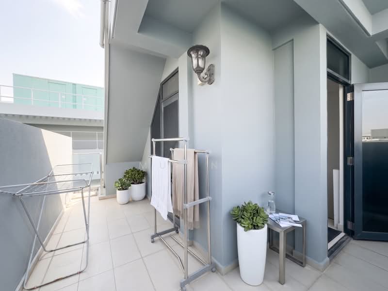 Guillemard Suites, 213 Guillemard Road, 2 Bedrooms, 700 sqft, Condominium For Sale, by Mun Ng, 500233998 - Balcony - PropertyGuru.com.sg