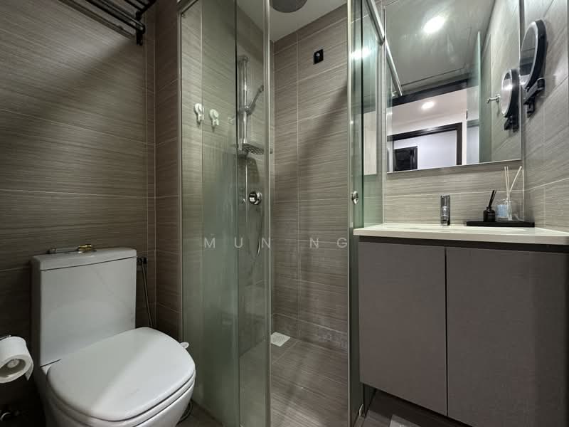 Guillemard Suites, 213 Guillemard Road, 2 Bedrooms, 700 sqft, Condominium For Sale, by Mun Ng, 500233998 - Bathroom 2 - PropertyGuru.com.sg
