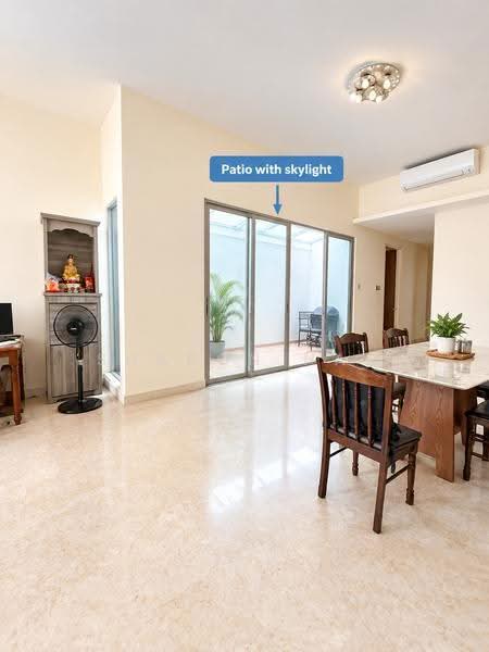 Lighthouse, 161 Jalan Loyang Besar, Changi Airport / Changi Village, 3 Bedrooms, 1,206 sqft, Condominium For Sale, by SHARON HAN, 500234015 - Dining Room - PropertyGuru.com.sg