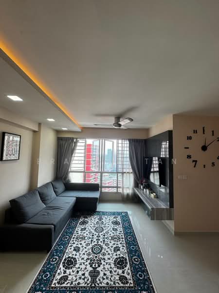 194B Bukit Batok West Avenue 6, 194B Bukit Batok West Avenue 6, 3 Bedrooms, 990 sqft, HDB Flat For Sale, by Brandan Tan, 500234025 - Living Room - PropertyGuru.com.sg