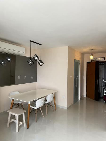 194B Bukit Batok West Avenue 6, 194B Bukit Batok West Avenue 6, 3 Bedrooms, 990 sqft, HDB Flat For Sale, by Brandan Tan, 500234025 - Dining Room - PropertyGuru.com.sg