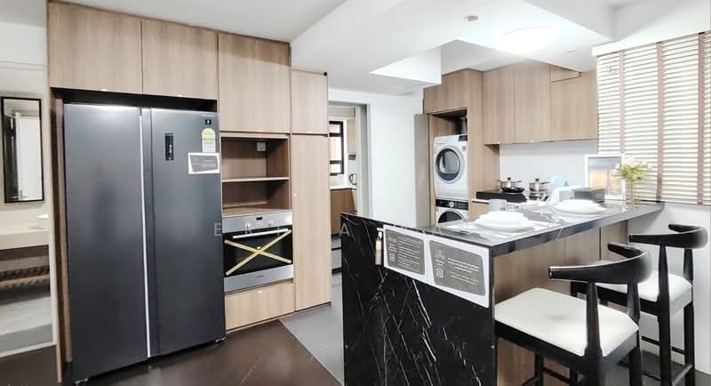 Heritage Place, 21 Tan Quee Lan Street, Room Rental, 200 sqft, Apartment For Rent, by Erica Yap, 500234026 - Kitchen - PropertyGuru.com.sg