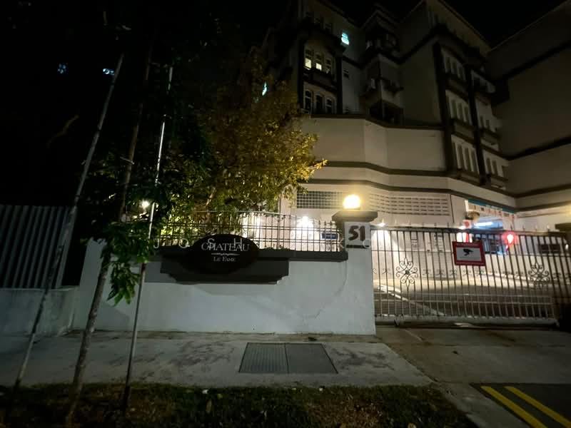 Chateau Le Fame, 51 Ewe Boon Road, Tanglin / Holland / Bukit Timah, 3 Bedrooms, 1,119 sqft, Apartment For Sale, by Joshua Koh, 500234027 - Exterior - PropertyGuru.com.sg