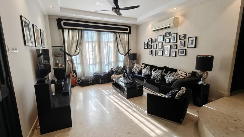 Chateau Le Fame, 51 Ewe Boon Road, Tanglin / Holland / Bukit Timah, 3 Bedrooms, 1,119 sqft, Apartment For Sale, by Joshua Koh, 500234027 - Living Room - PropertyGuru.com.sg