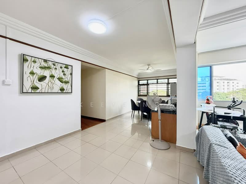 705 Woodlands Drive 40, 705 Woodlands Drive 40, 3 Bedrooms, 1,280 sqft, HDB Flat For Sale, by Keeve Ng, 500234031 - Living Room - PropertyGuru.com.sg