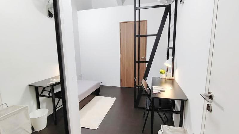 Heritage Place, 21 Tan Quee Lan Street, Beach Road / Bugis / Rochor, Room Rental, 100 sqft, Apartment For Rent, by Erica Yap, 500234034 - Bedroom - PropertyGuru.com.sg