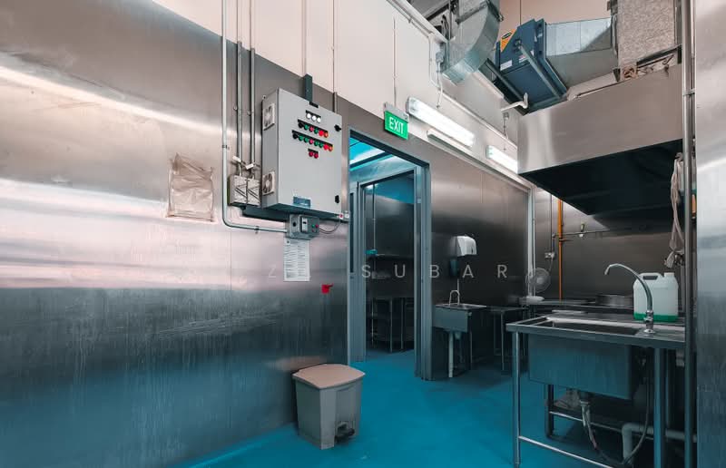 Mactaggart Foodlink, 20 Mactaggart Road, Macpherson / Potong Pasir, 2,497 sqft, Light Industrial (B1) For Sale, by Mirza Subari, 500234044 - Kitchen - CommercialGuru.com.sg