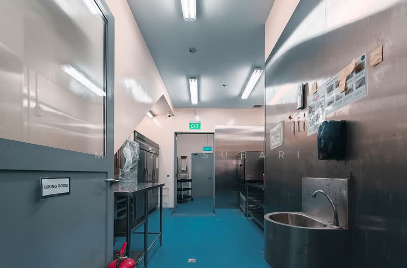 Mactaggart Foodlink, 20 Mactaggart Road, Macpherson / Potong Pasir, 2,497 sqft, Light Industrial (B1) For Sale, by Mirza Subari, 500234044 - Corridor - CommercialGuru.com.sg