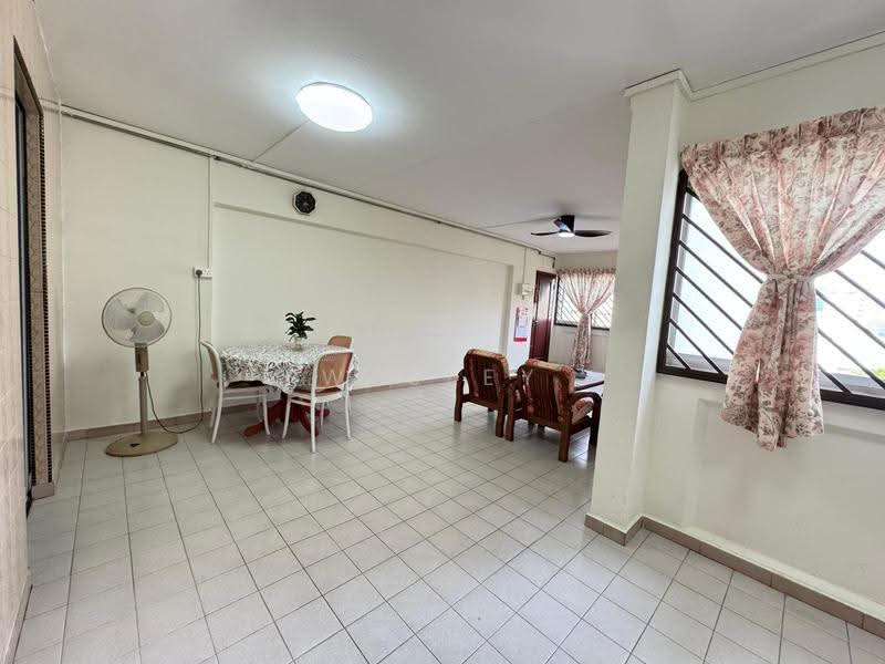 424 Tampines Street 41, 424 424, Pasir Ris / Tampines, 3 Bedrooms, 1,130 sqft, HDB Flat For Sale, by Wesley Lim, 500234048 - Living Room - PropertyGuru.com.sg