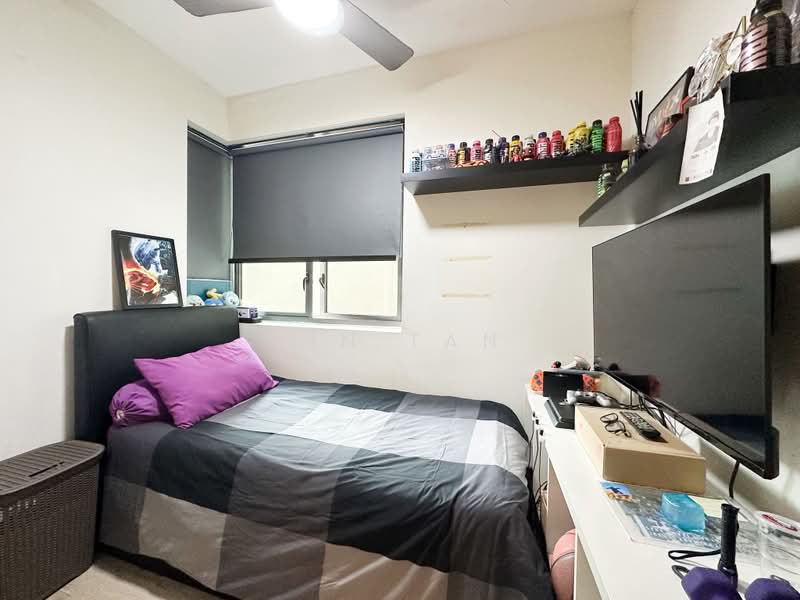The Terrace, 88 Edgedale Plains, 4 Bedrooms, 1,313 sqft, Condominium For Sale, by Lin Tan, 500234065 - Bedroom - PropertyGuru.com.sg