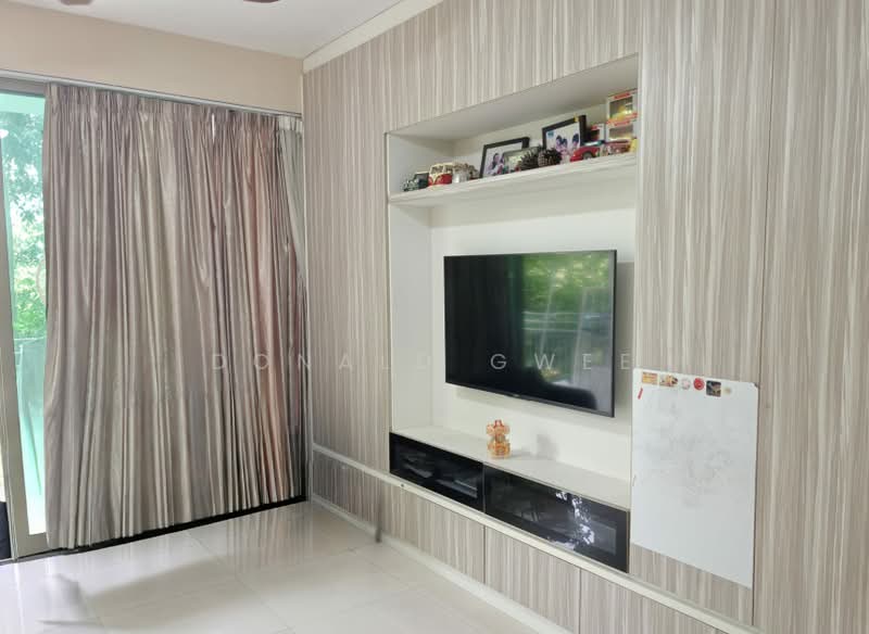 Casa Merah, 50 Tanah Merah Kechil Avenue, 3 Bedrooms, 1,281 sqft, Condominium For Sale, by Donald Gwee, 500234072 - Living Room - PropertyGuru.com.sg