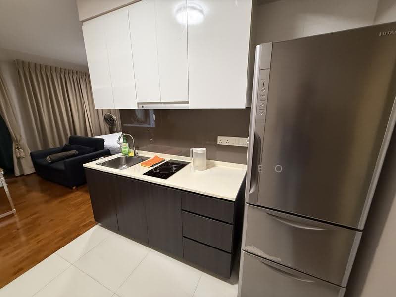 Esparina Residences, 113 Compassvale Bow, Hougang / Punggol / Sengkang, Studio, 400 sqft, Condominium For Rent, by Vincent Teo, 500234093 - Kitchen - PropertyGuru.com.sg