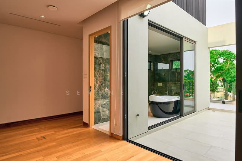 Cactus Crescent, CACTUS CRESCENT, 6 Bedrooms, 5,473 sqft, Detached House For Sale, by Serene Goh, 500234100 - Master Bedroom - PropertyGuru.com.sg