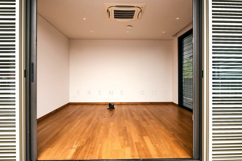 Cactus Crescent, CACTUS CRESCENT, 6 Bedrooms, 5,473 sqft, Detached House For Sale, by Serene Goh, 500234100 - Master Bedroom - PropertyGuru.com.sg