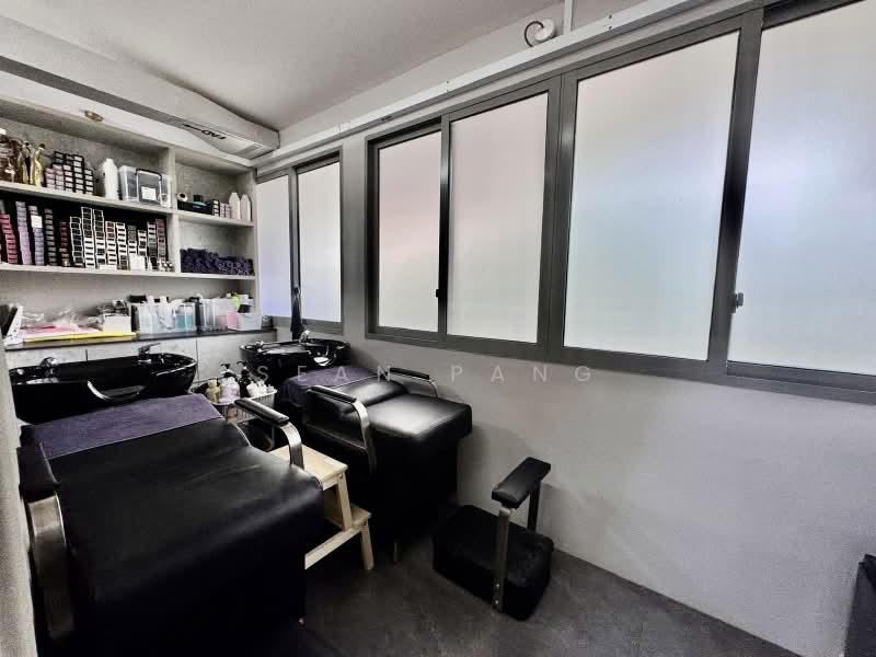 Hair/Nail/Services Space @ Queenstown Vicinity | Near MRT | Rarely Available, , 450 sqft, Other Retail For Rent, by Sean Pang, 500234142 - Interior - CommercialGuru.com.sg