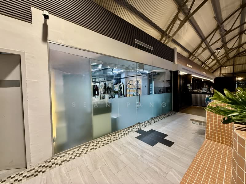 Hair/Nail/Services Space @ Queenstown Vicinity | Near MRT | Rarely Available, , 450 sqft, Other Retail For Rent, by Sean Pang, 500234142 - Interior - CommercialGuru.com.sg