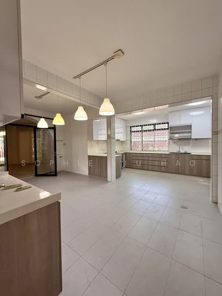 Rosyth Road/Rosyth Ave/Philip Ave/Parry Ave/Chuan Ho Ave/Leith Rd/Glasgow Rd/Serangoon Garden/Kovan, Rosyth Road, 6 Bedrooms, 4,080 sqft, Detached House For Sale, by Sophie Liu Hao, 500234159 - Kitchen - PropertyGuru.com.sg