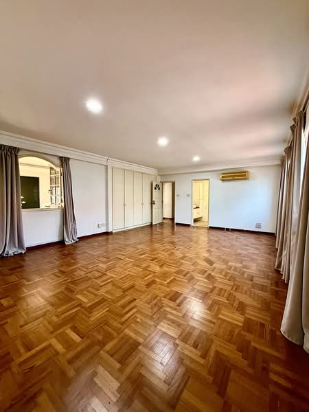 Rosyth Road/Rosyth Ave/Philip Ave/Parry Ave/Chuan Ho Ave/Leith Rd/Glasgow Rd/Serangoon Garden/Kovan, Rosyth Road, 6 Bedrooms, 4,080 sqft, Detached House For Sale, by Sophie Liu Hao, 500234159 - Master Room - PropertyGuru.com.sg