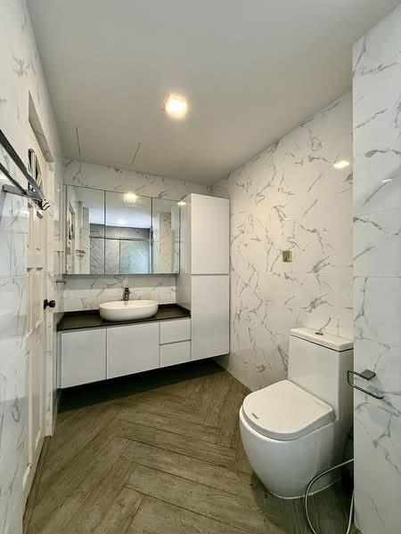 Rosyth Road/Rosyth Ave/Philip Ave/Parry Ave/Chuan Ho Ave/Leith Rd/Glasgow Rd/Serangoon Garden/Kovan, Rosyth Road, 6 Bedrooms, 4,080 sqft, Detached House For Sale, by Sophie Liu Hao, 500234159 - Bathroom - PropertyGuru.com.sg