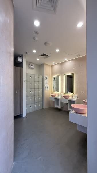Hub Synergy Point, 70 Anson Road, Chinatown / Tanjong Pagar, 7,233 sqft, Office For Rent, by Summer Song, 500234160 - Bathroom - CommercialGuru.com.sg