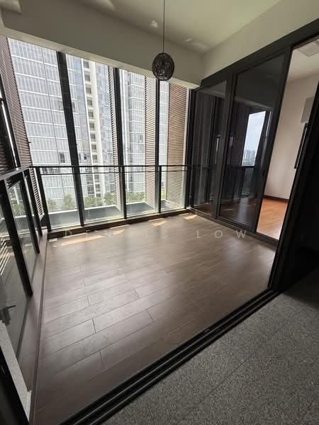 The Hillier, 6 Hillview Rise, 2 Bedrooms, 840 sqft, Condominium For Sale, by Dennis Low, 500234170 - Balcony - PropertyGuru.com.sg
