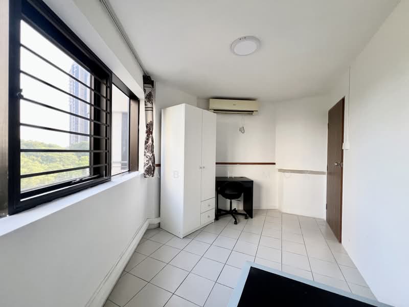 Bayshore Park, 50 Bayshore Road, Room Rental, 120 sqft, Condominium For Rent, by Elizabeth Mok, 500234184 - C3 - PropertyGuru.com.sg