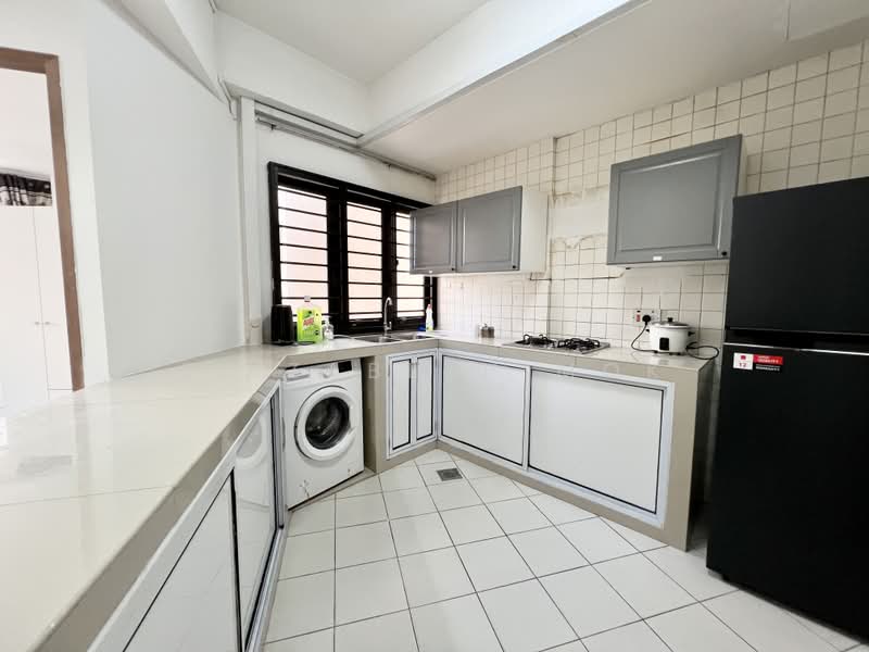 Bayshore Park, 50 Bayshore Road, Room Rental, 120 sqft, Condominium For Rent, by Elizabeth Mok, 500234184 - Kitchen - PropertyGuru.com.sg