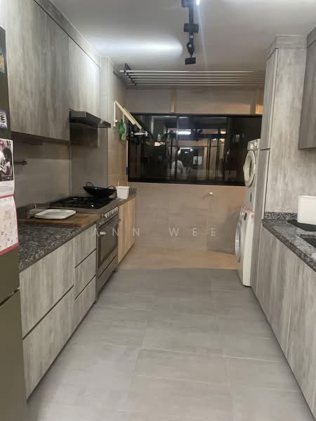 128 Bedok North Street 2, 128 Bedok North Street 2, 2 Bedrooms, 883 sqft, HDB Flat For Sale, by Ann Wee, 500234188 - Kitchen - PropertyGuru.com.sg