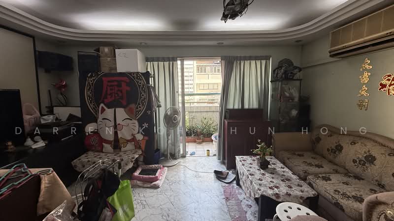 122 Bukit Batok Central, 122 Bukit Batok Central, 4 Bedrooms, 1,615 sqft, HDB Flat For Sale, by Darren Koh Chun Hong, 500234203 - Living Room - PropertyGuru.com.sg