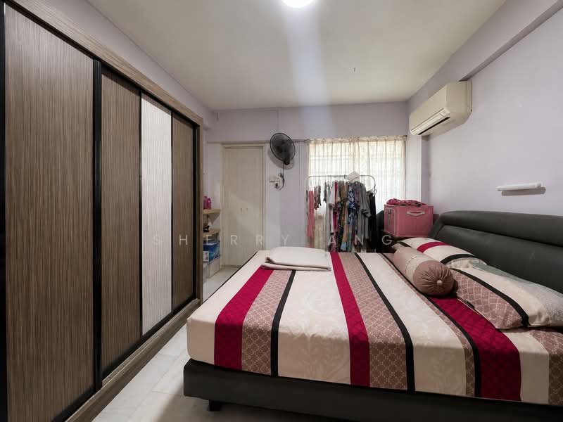 209 Tampines Street 21, 209 Tampines Street 21, 3 Bedrooms, 1,119 sqft, HDB Flat For Sale, by Sherry Ang, 500234210 - Bedroom - PropertyGuru.com.sg