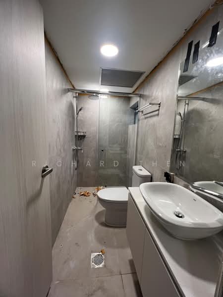 Cavenagh Lodge, 81 Cavenagh Road, 4 Bedrooms, 1,648 sqft, Apartment For Rent, by Richard Then, 500234241 - Bathroom - PropertyGuru.com.sg