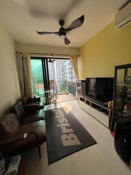 Kingsford Waterbay, 64 Upper Serangoon View, Hougang / Punggol / Sengkang, 2 Bedrooms, 710 sqft, Condominium For Rent, by Gavin Yeo, 500234244 - Living Room - PropertyGuru.com.sg
